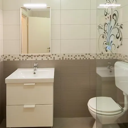 And Nadia With Garden Διαμέρισμα *