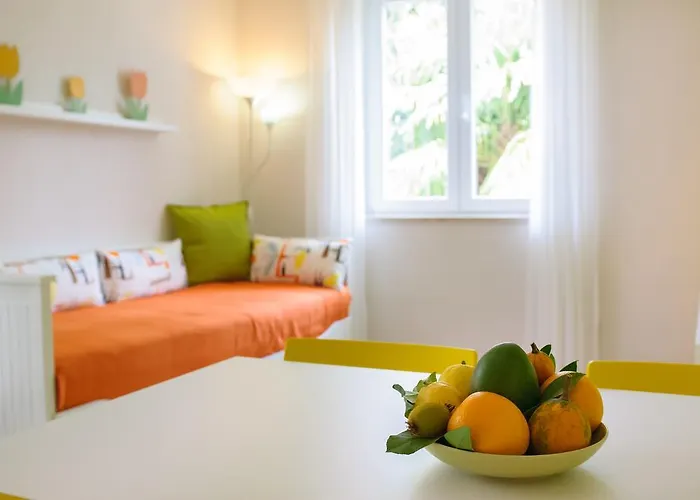 And Nadia With Garden Apartamento *